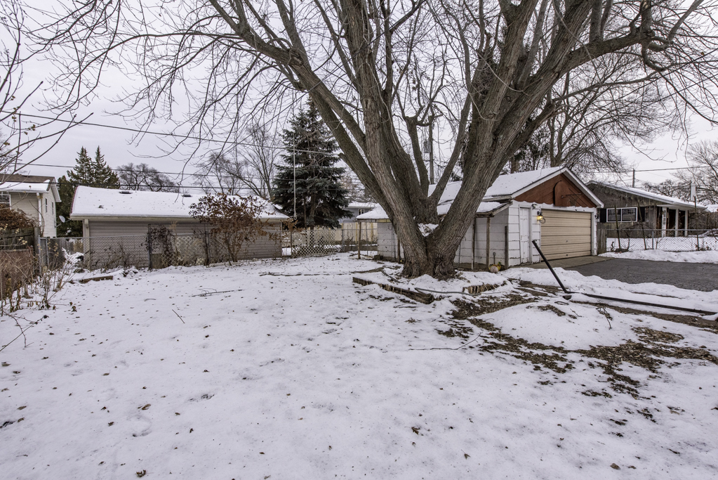 1607 N Channel Drive, Round Lake Beach, IL 60073