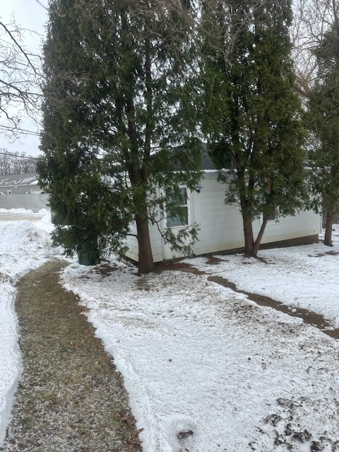 380 Ivanhoe Road, Grayslake, IL 60030