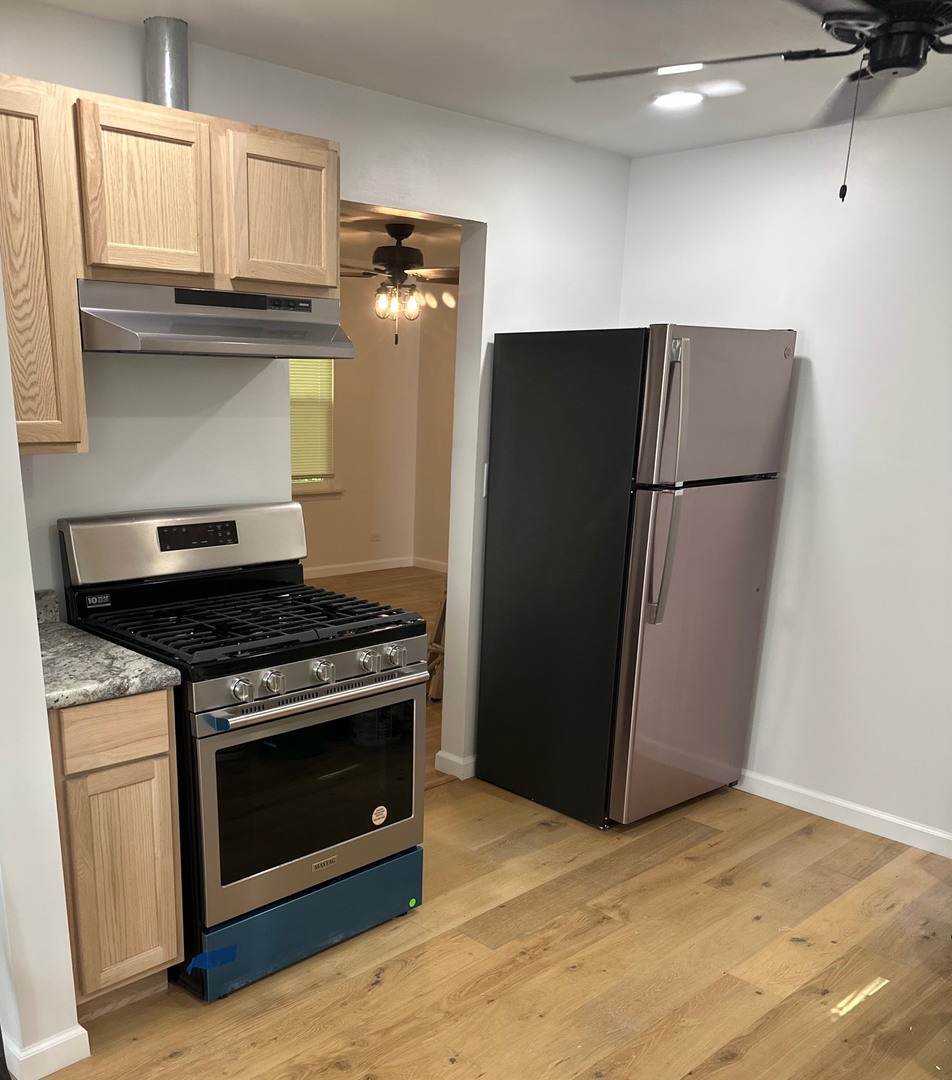 380 Ivanhoe Road, Grayslake, IL 60030