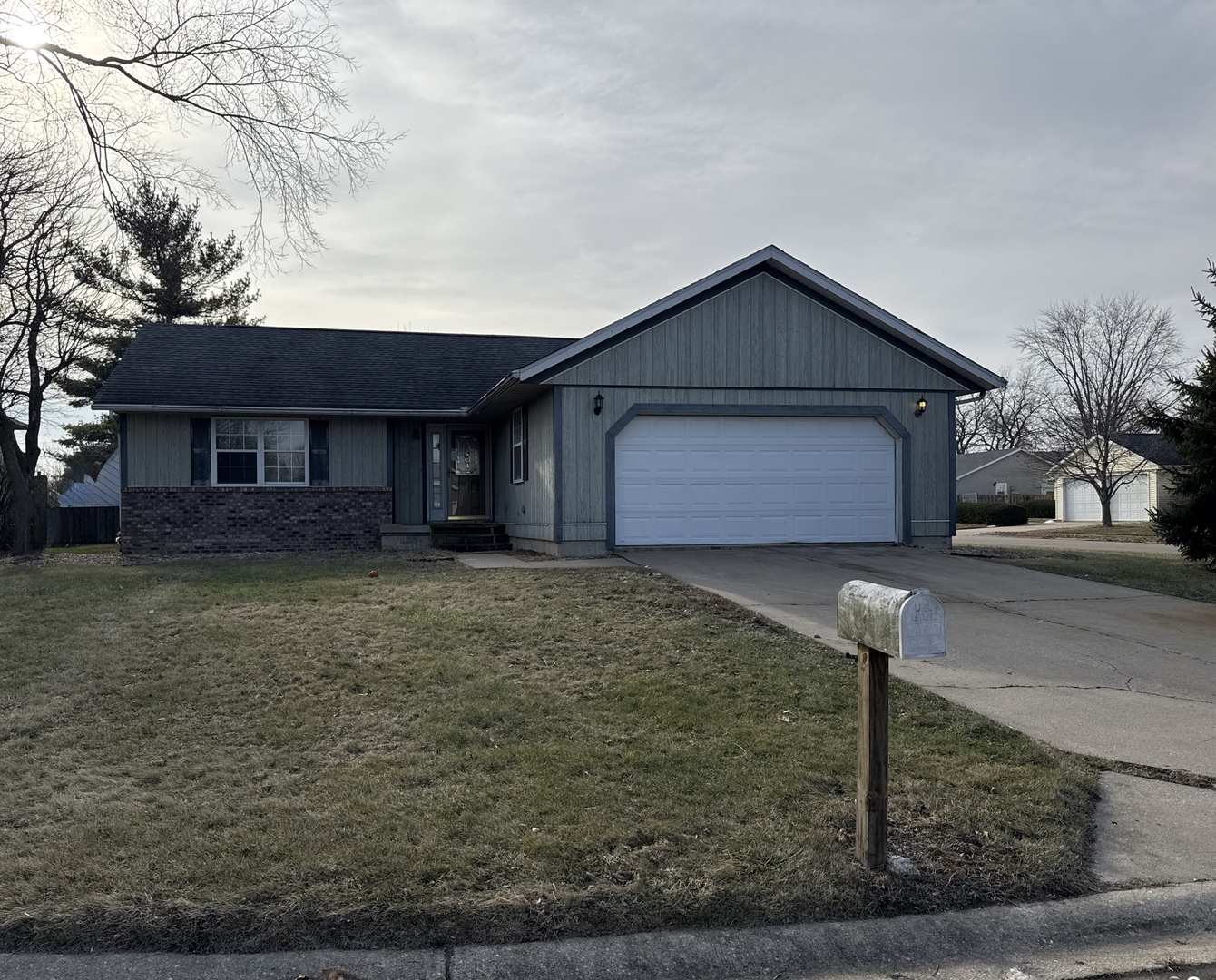 1420 Sioux Drive, Ottawa, IL 61350