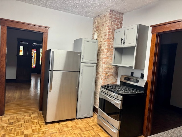 200 N Harrison Street, Flanagan, IL 61740