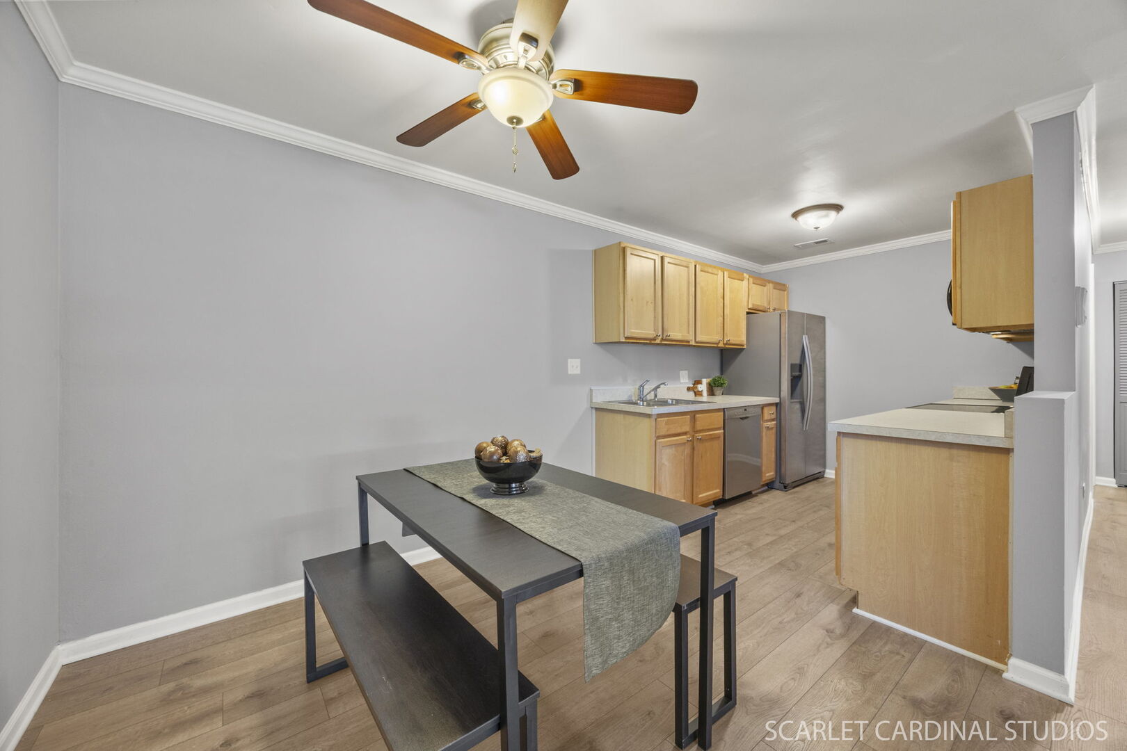 1484 Stonebridge Circle #B2, Wheaton, IL 60189