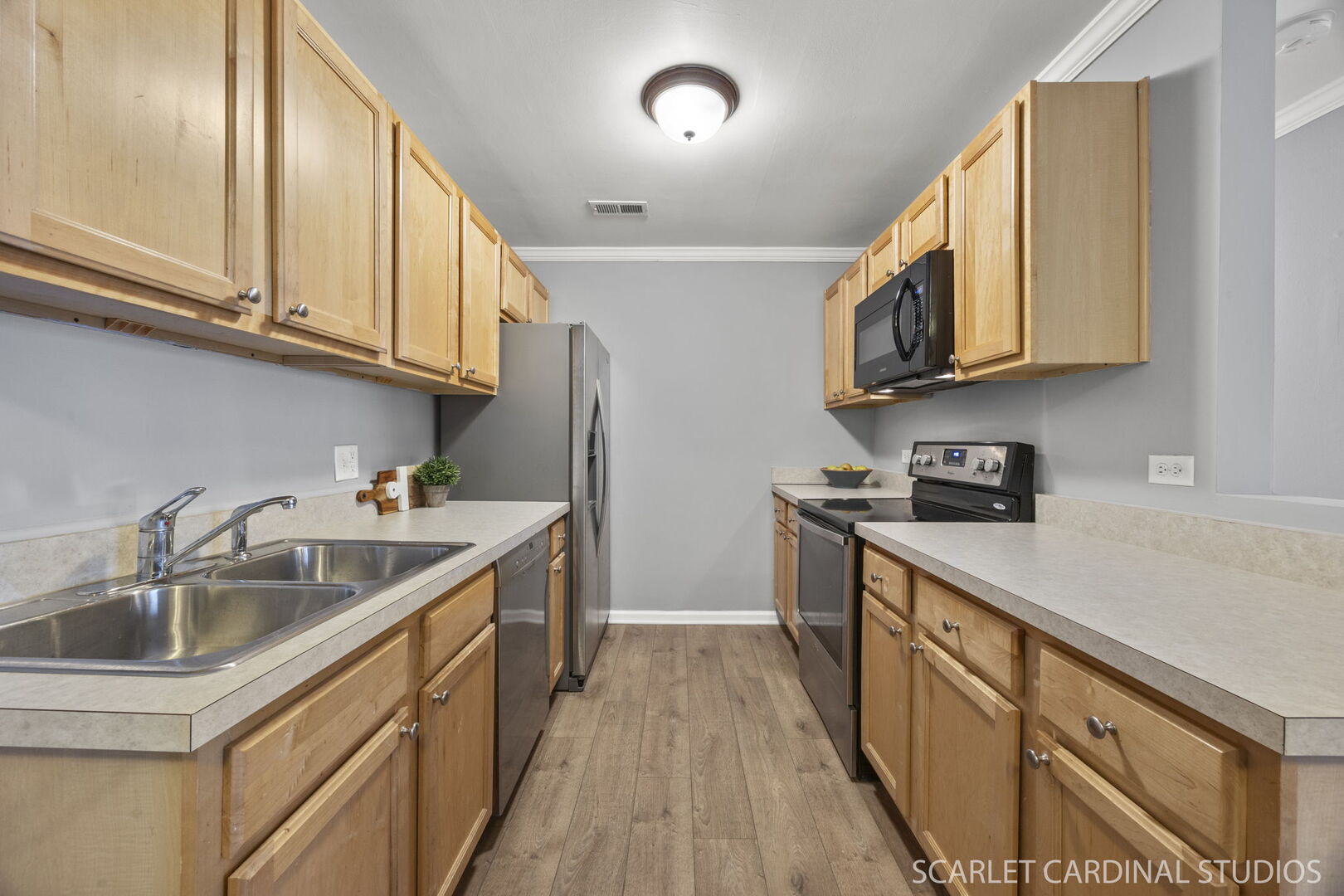 1484 Stonebridge Circle #B2, Wheaton, IL 60189