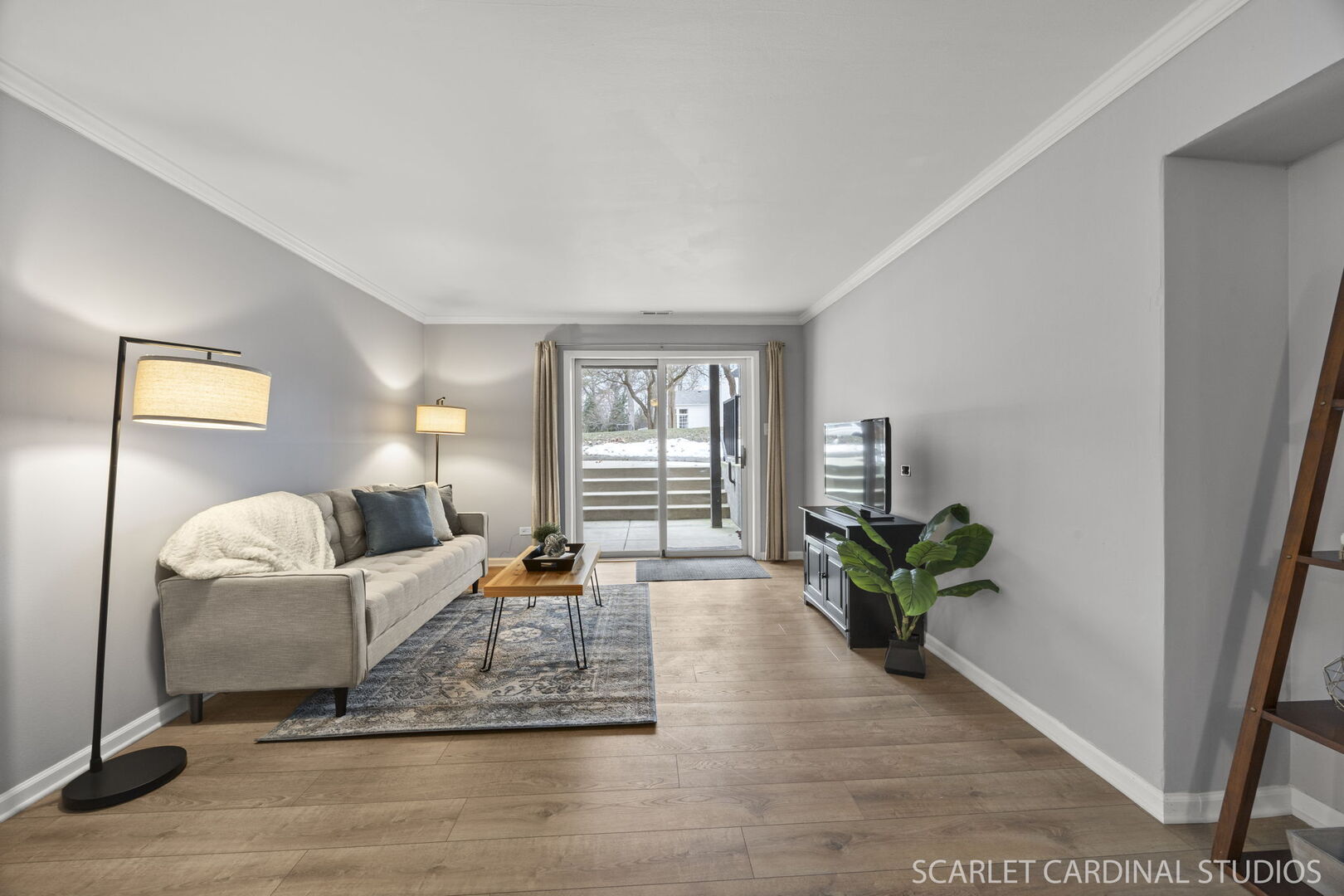 1484 Stonebridge Circle #B2, Wheaton, IL 60189