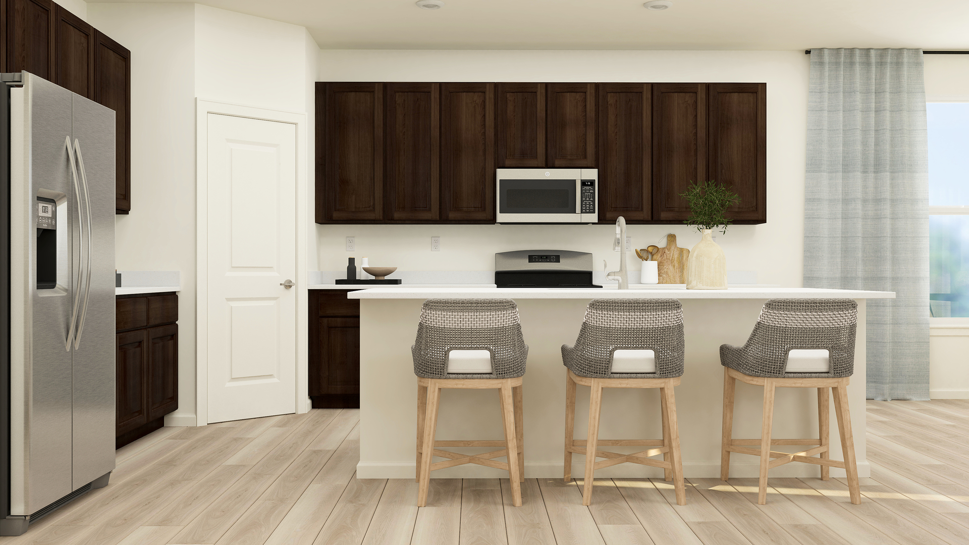 121 Pinehill Street, South Elgin, IL 60177