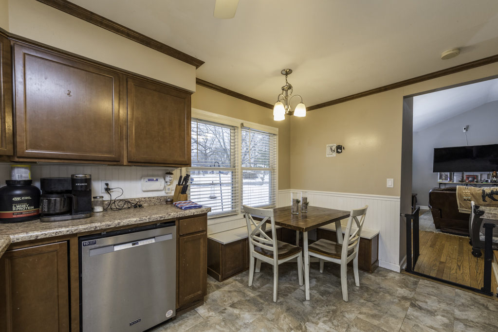 37114 N Shirley Drive, Gurnee, IL 60031