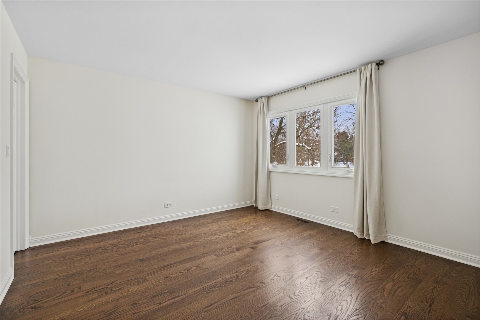 22925 W Schwerman Road, Mundelein, IL 60060