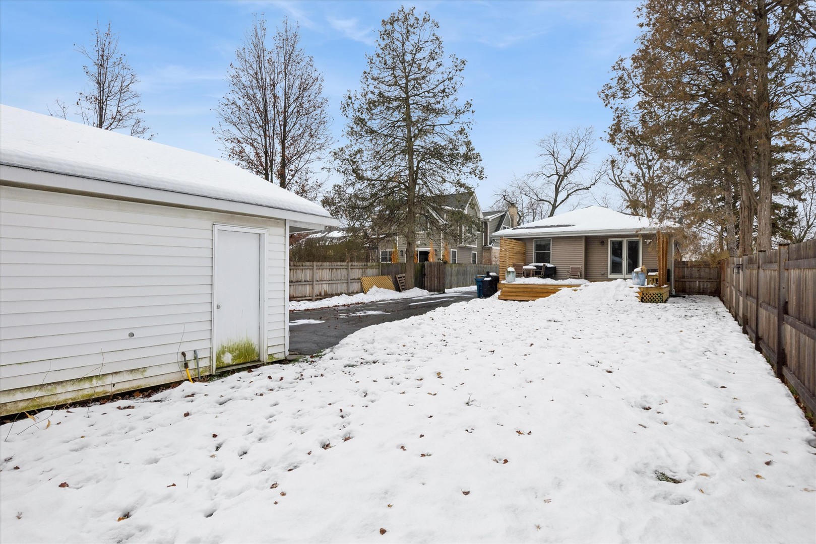 309 N Clinton Avenue, Elmhurst, IL 60126