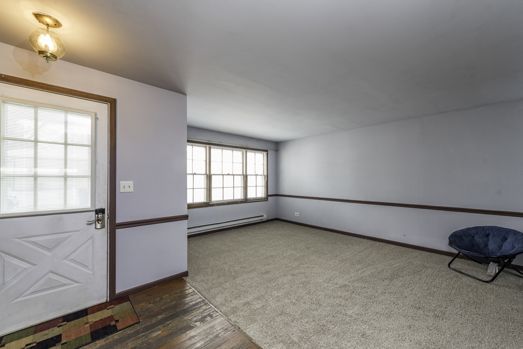 10867 W Beach Road, Beach Park, IL 60087