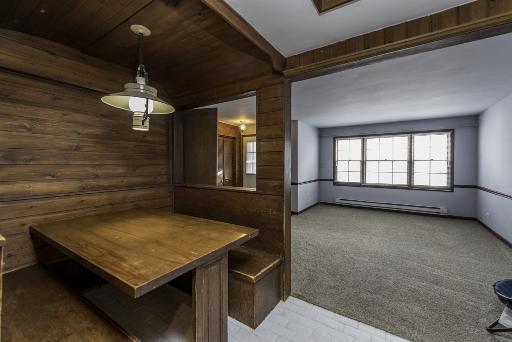 10867 W Beach Road, Beach Park, IL 60087