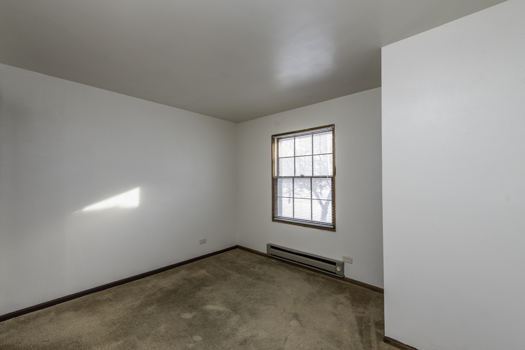 10867 W Beach Road, Beach Park, IL 60087