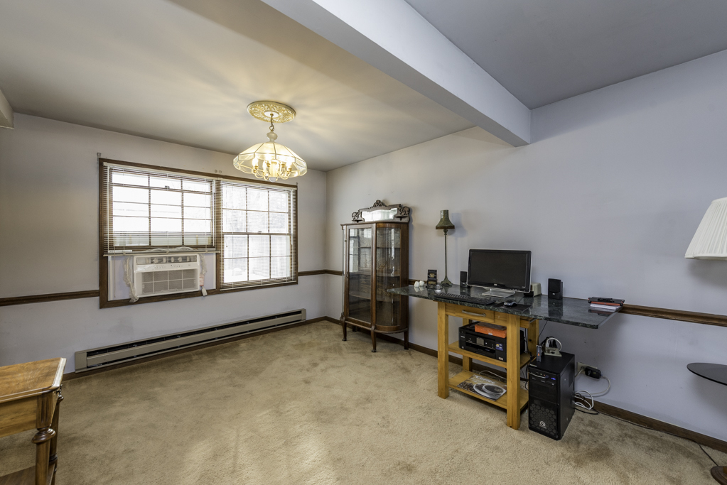 10867 W Beach Road, Beach Park, IL 60087