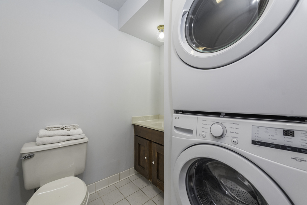 10867 W Beach Road, Beach Park, IL 60087