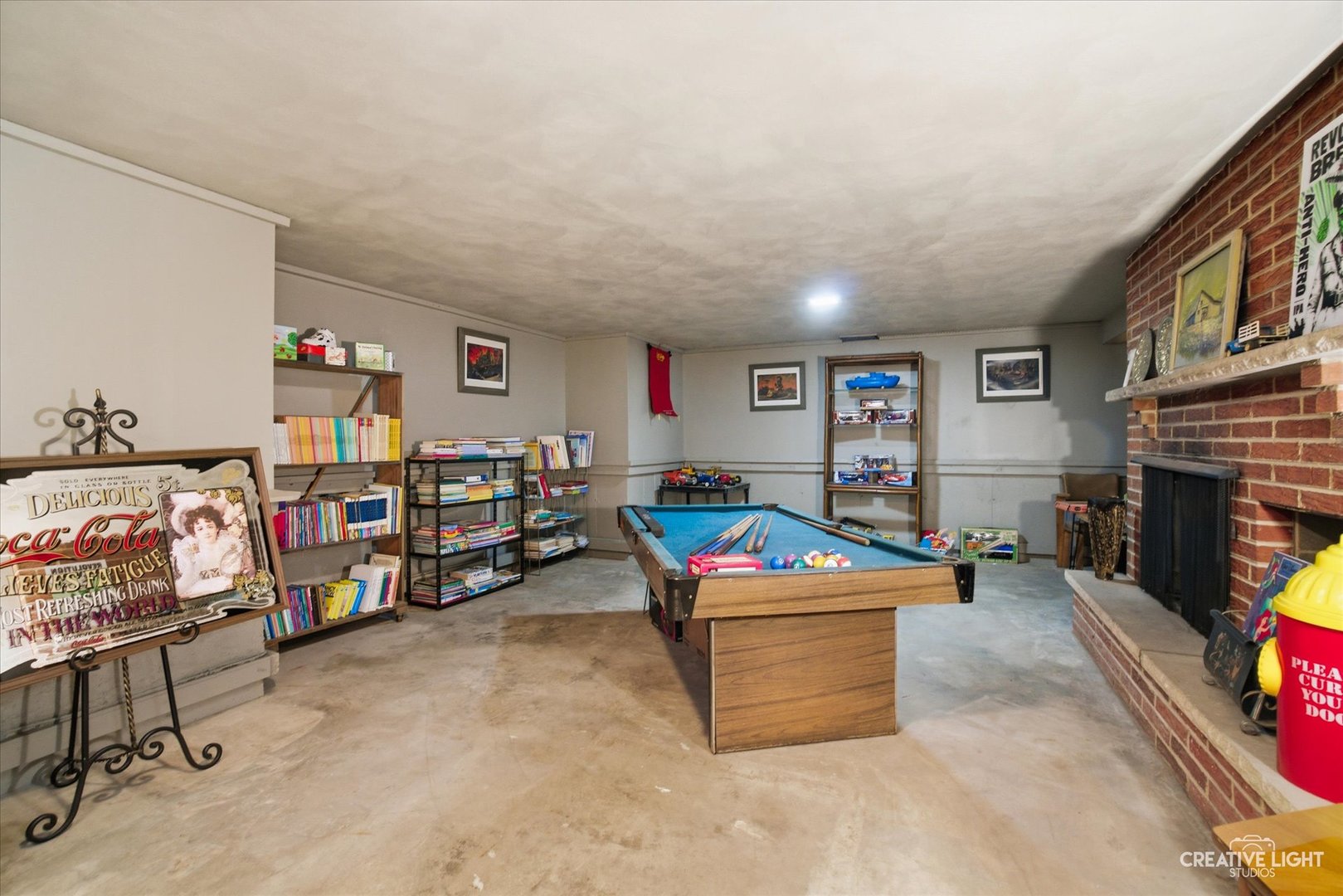 1114 Century Oaks Drive, Elgin, IL 60123