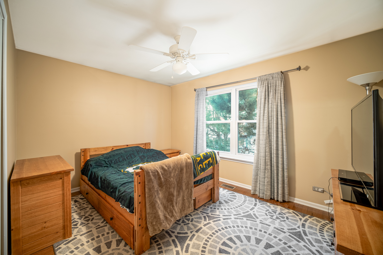 291 Morgan Valley Drive, Oswego, IL 60543