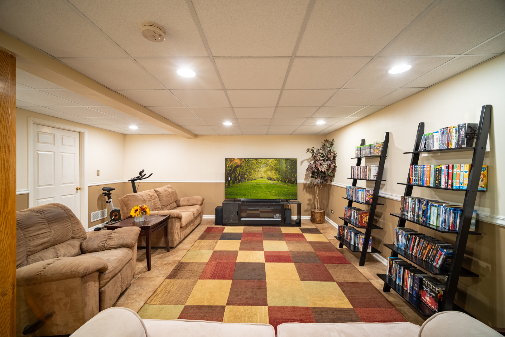 291 Morgan Valley Drive, Oswego, IL 60543