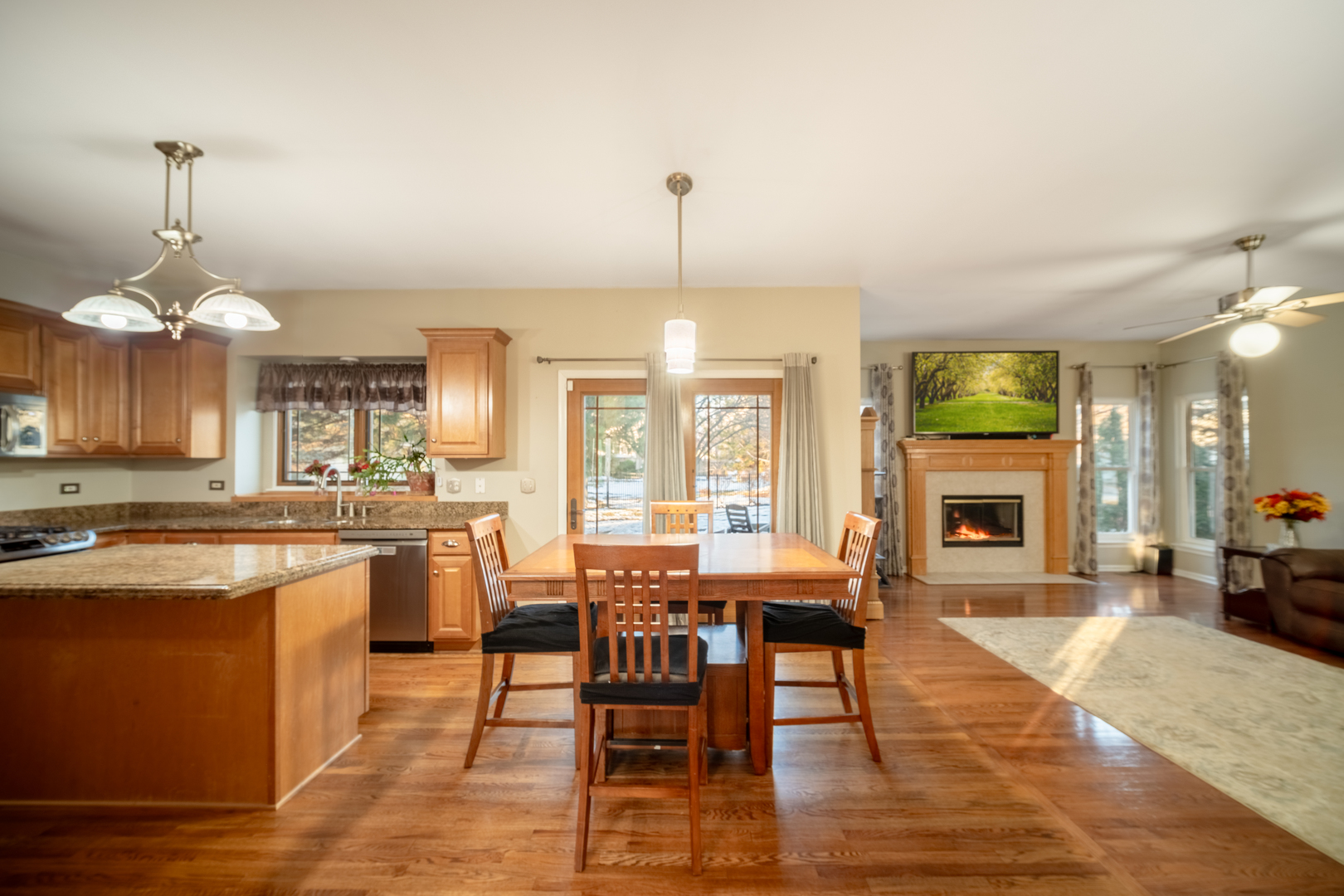 291 Morgan Valley Drive, Oswego, IL 60543