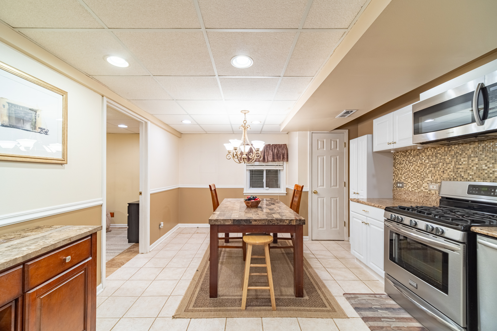 291 Morgan Valley Drive, Oswego, IL 60543