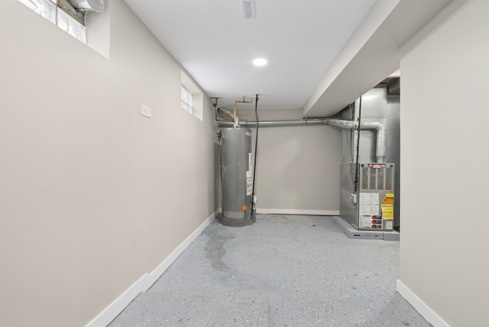 9534 S Euclid Avenue, Chicago, IL 60617