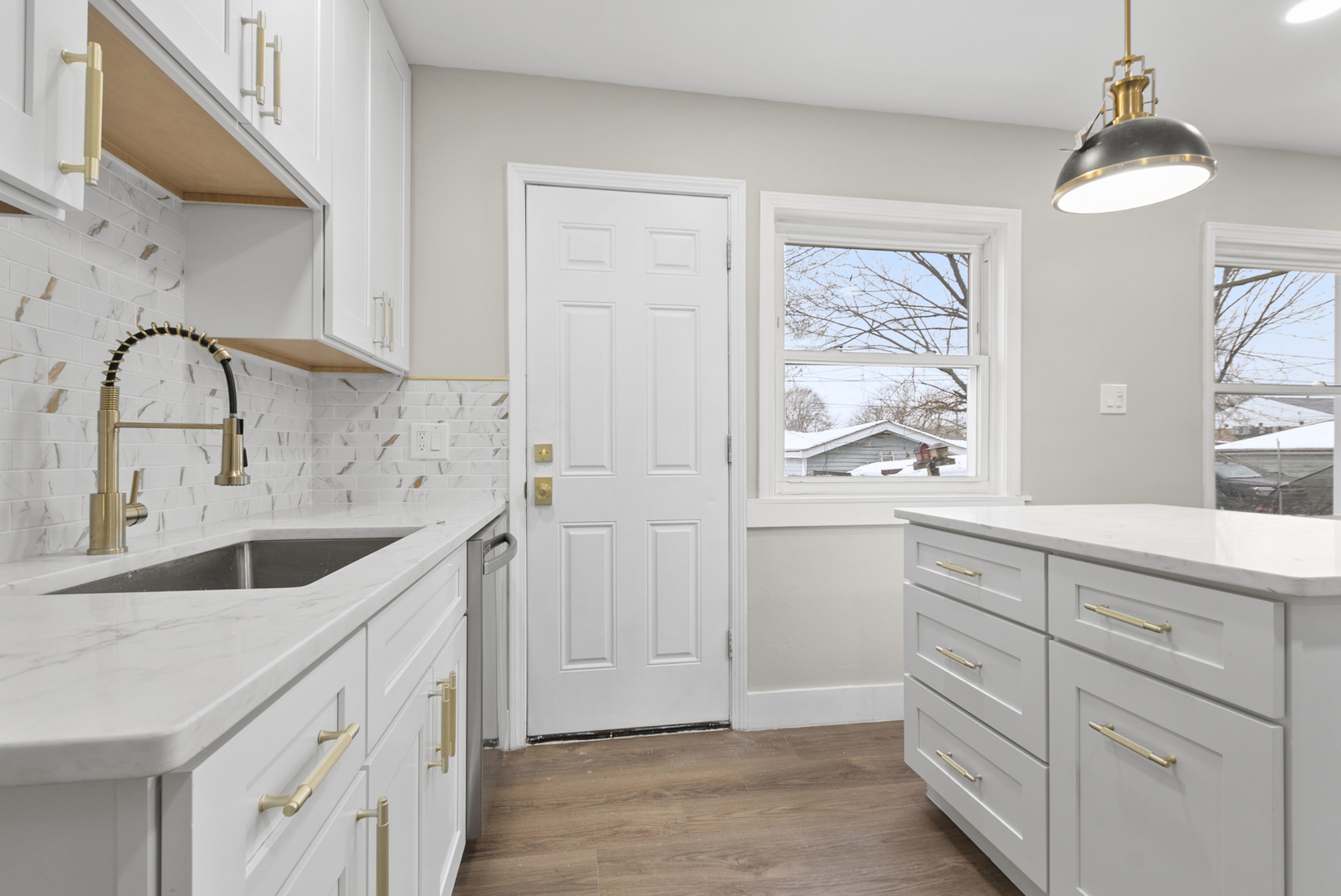 9534 S Euclid Avenue, Chicago, IL 60617