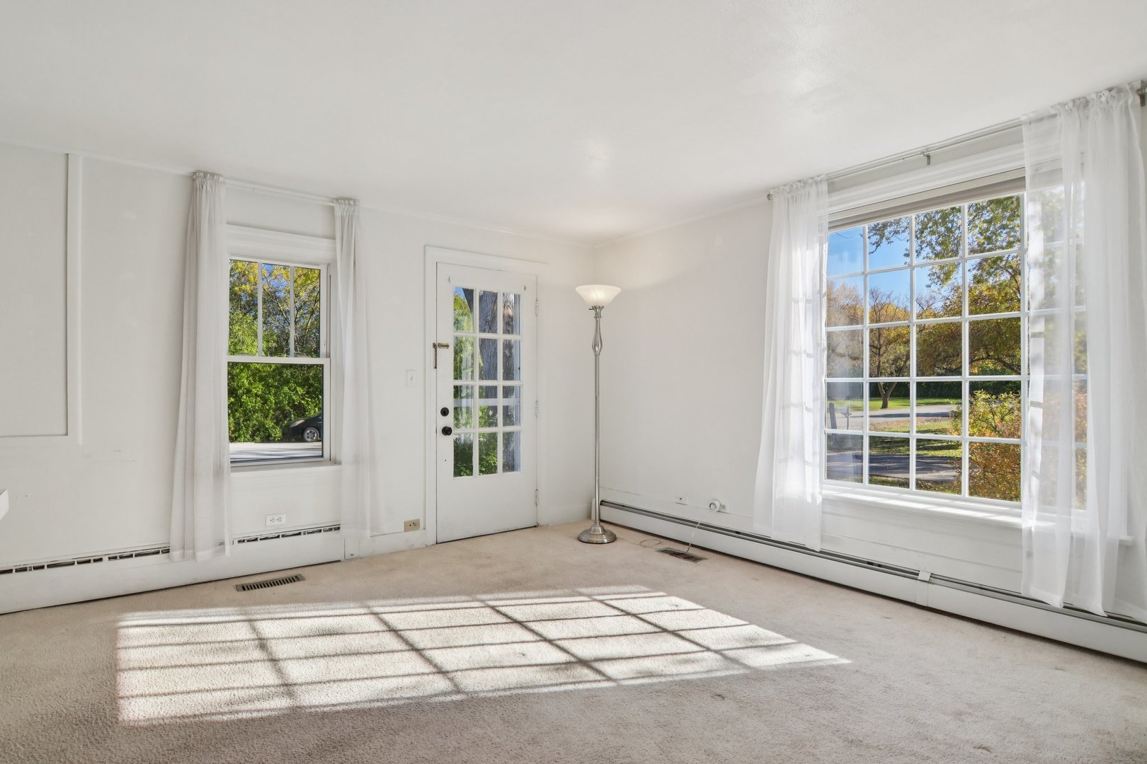 390 N Garfield Boulevard, Grayslake, IL 60030