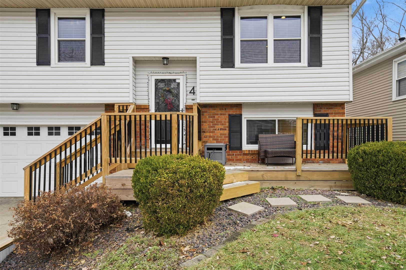 4 Siesta Court, Bloomington, IL 61704