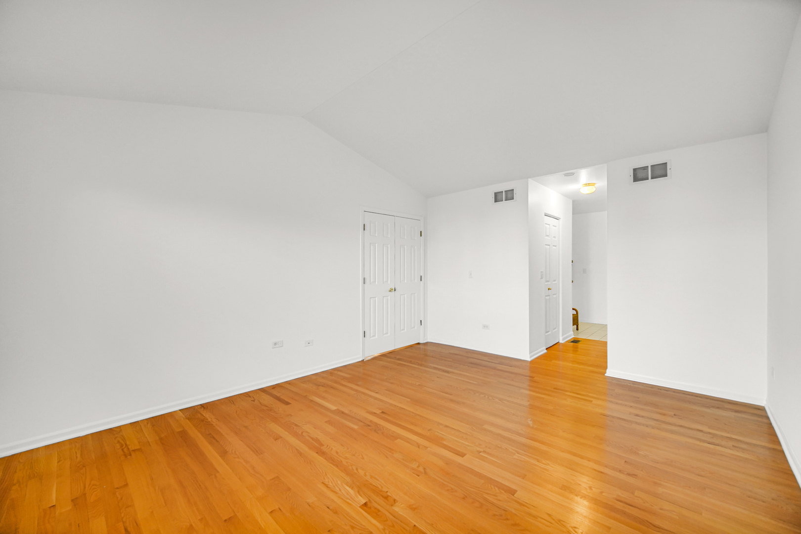 12 Iliad Drive, Tinley Park, IL 60477