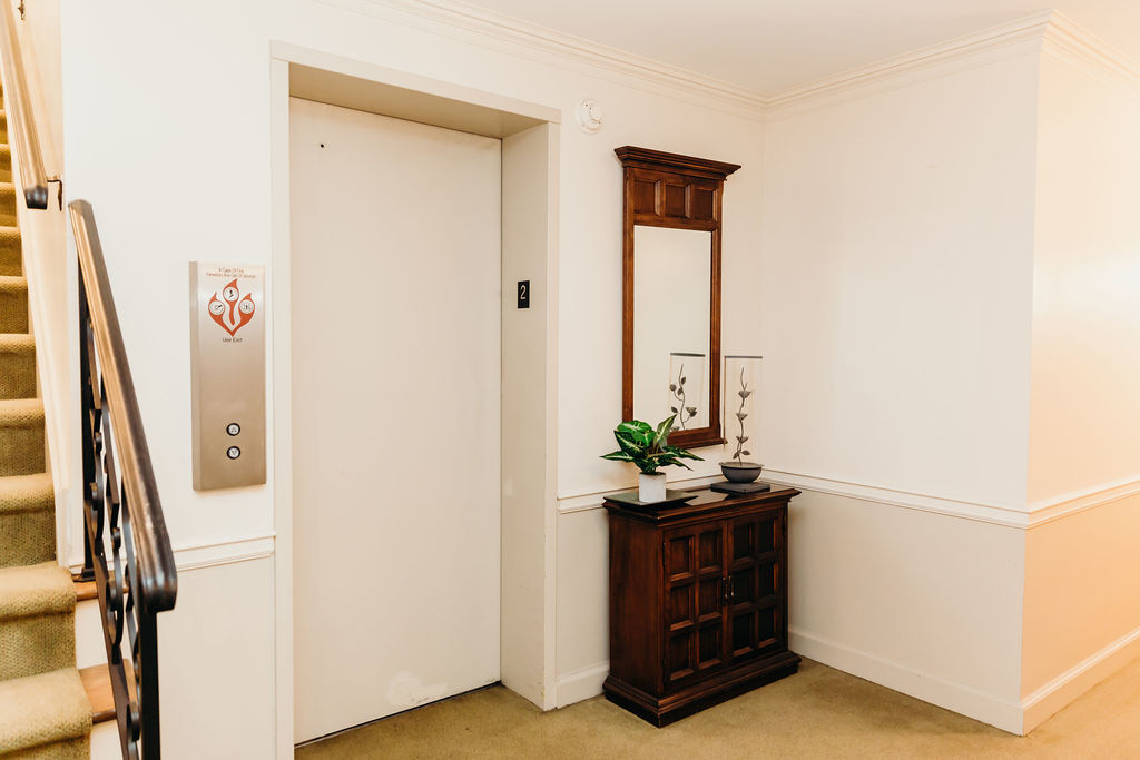 3427 VOLLMER Road #209, Flossmoor, IL 60422