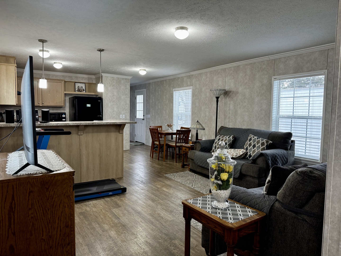 616 6th Street, Bloomington, IL 61704