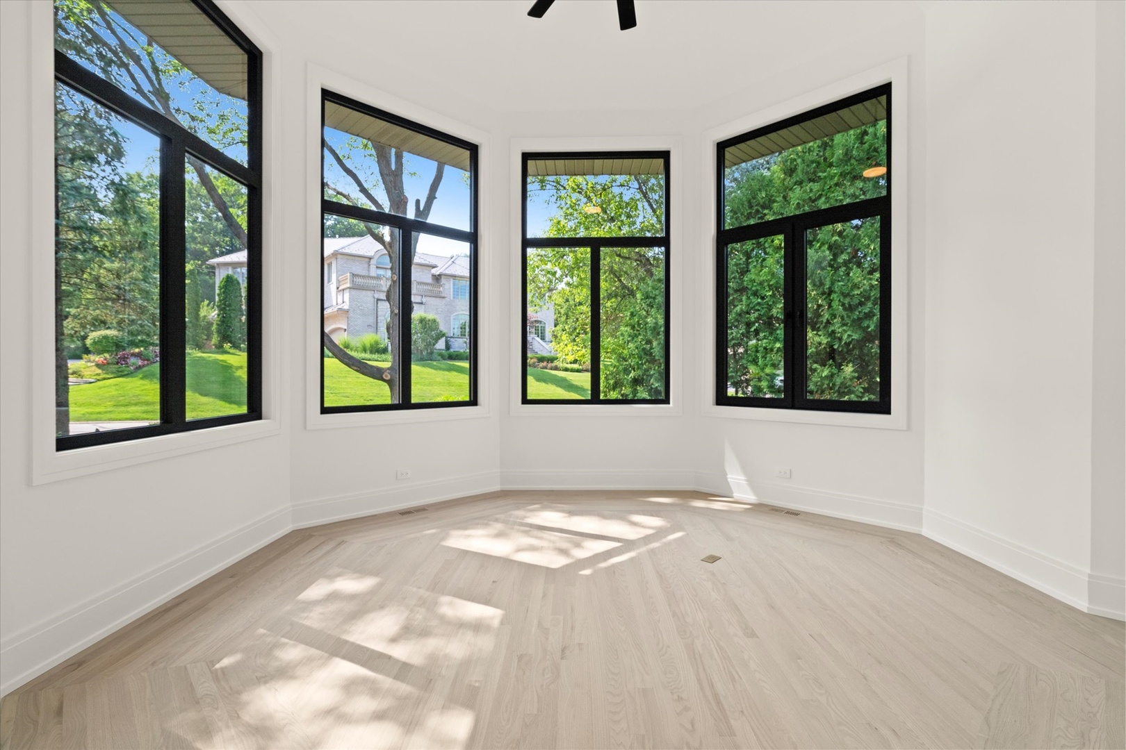 9427 Falling Waters Drive, Burr Ridge, IL 60527