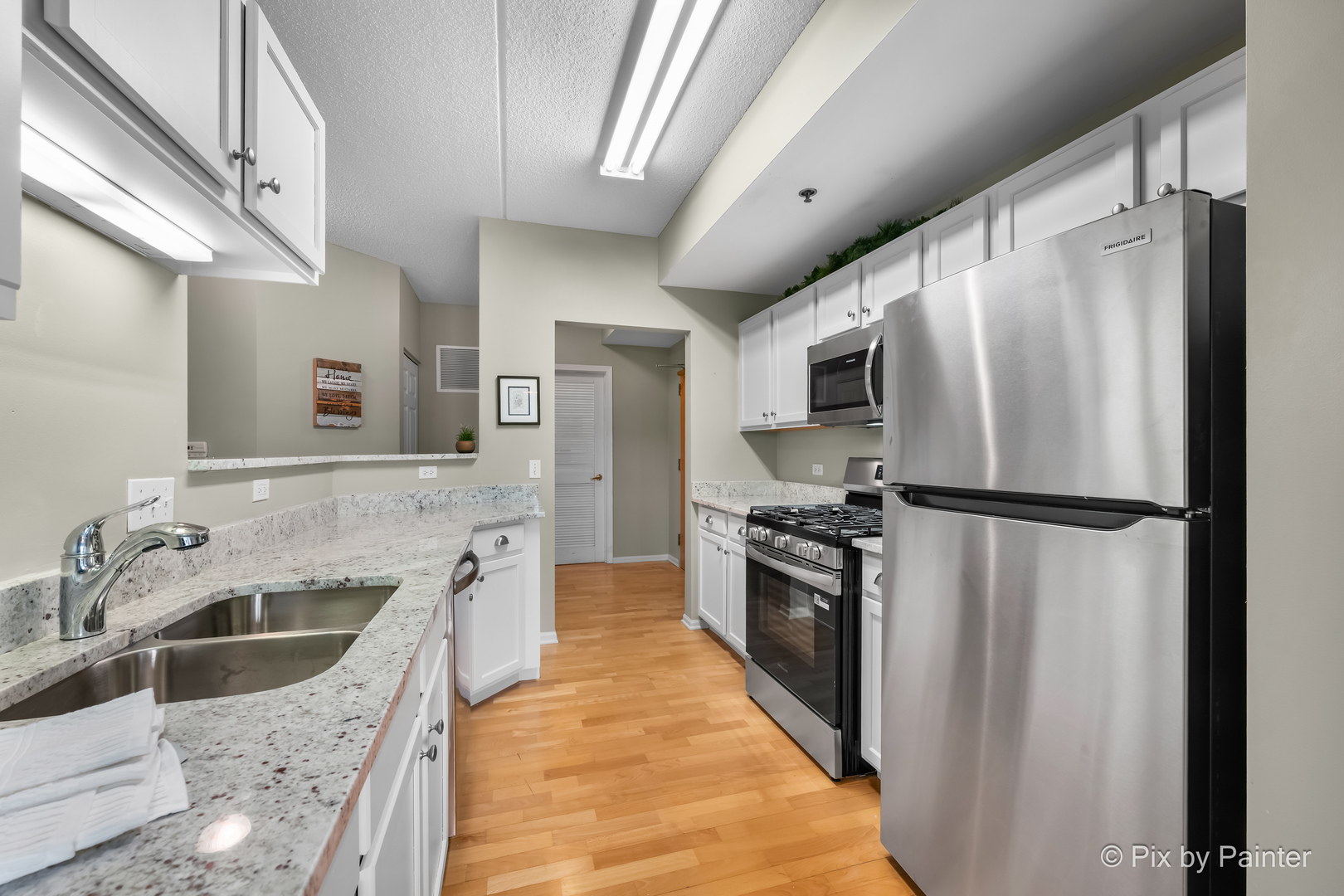 440 W Mahogany Court #312, Palatine, IL 60067