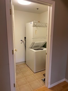 440 W Mahogany Court #312, Palatine, IL 60067