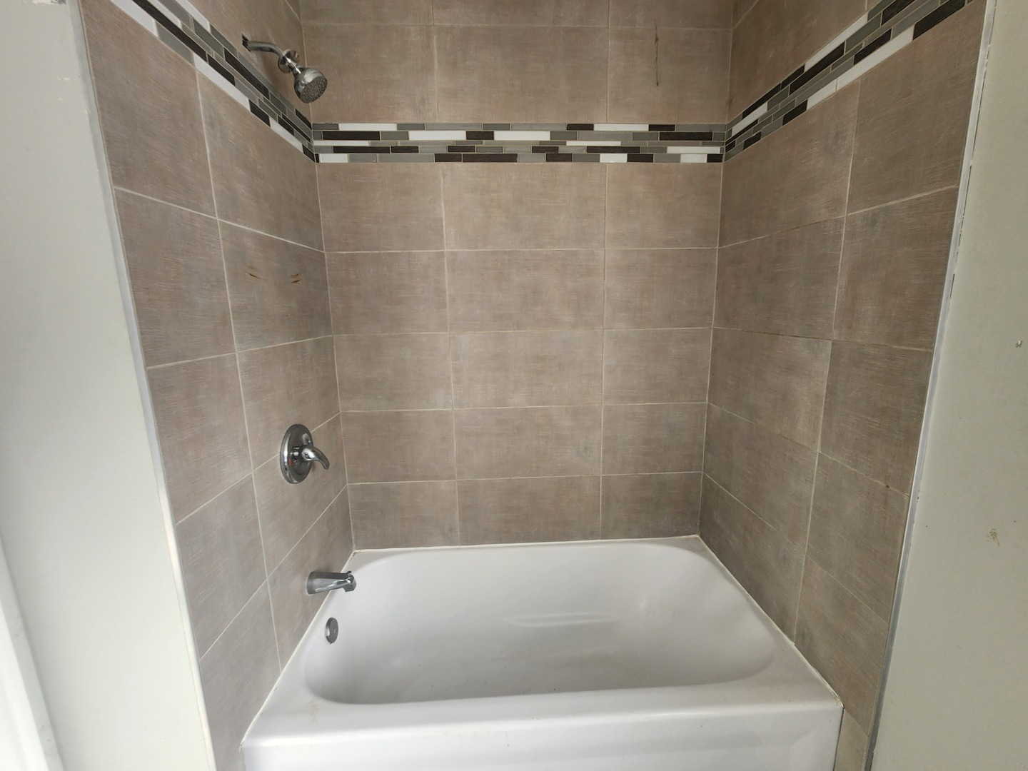 12211 S Wallace Street, Chicago, IL 60628