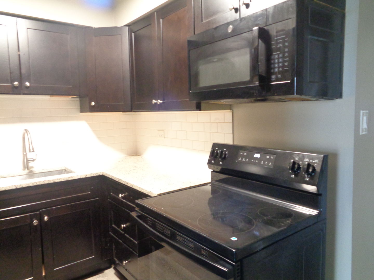 9729 Ridgeland Avenue #102C, Oak Lawn, IL 60453