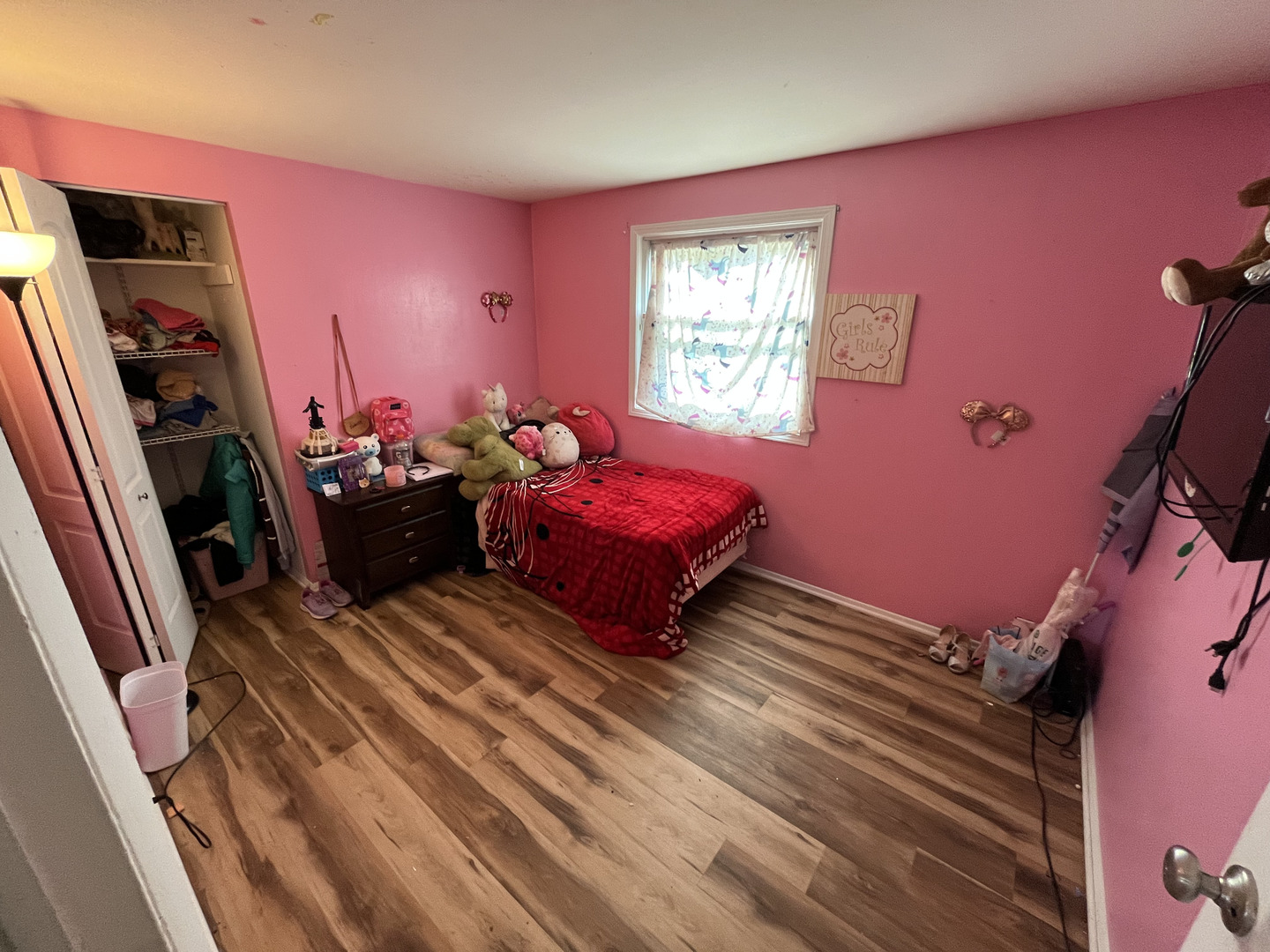 510 Tyler Drive, Carpentersville, IL 60110