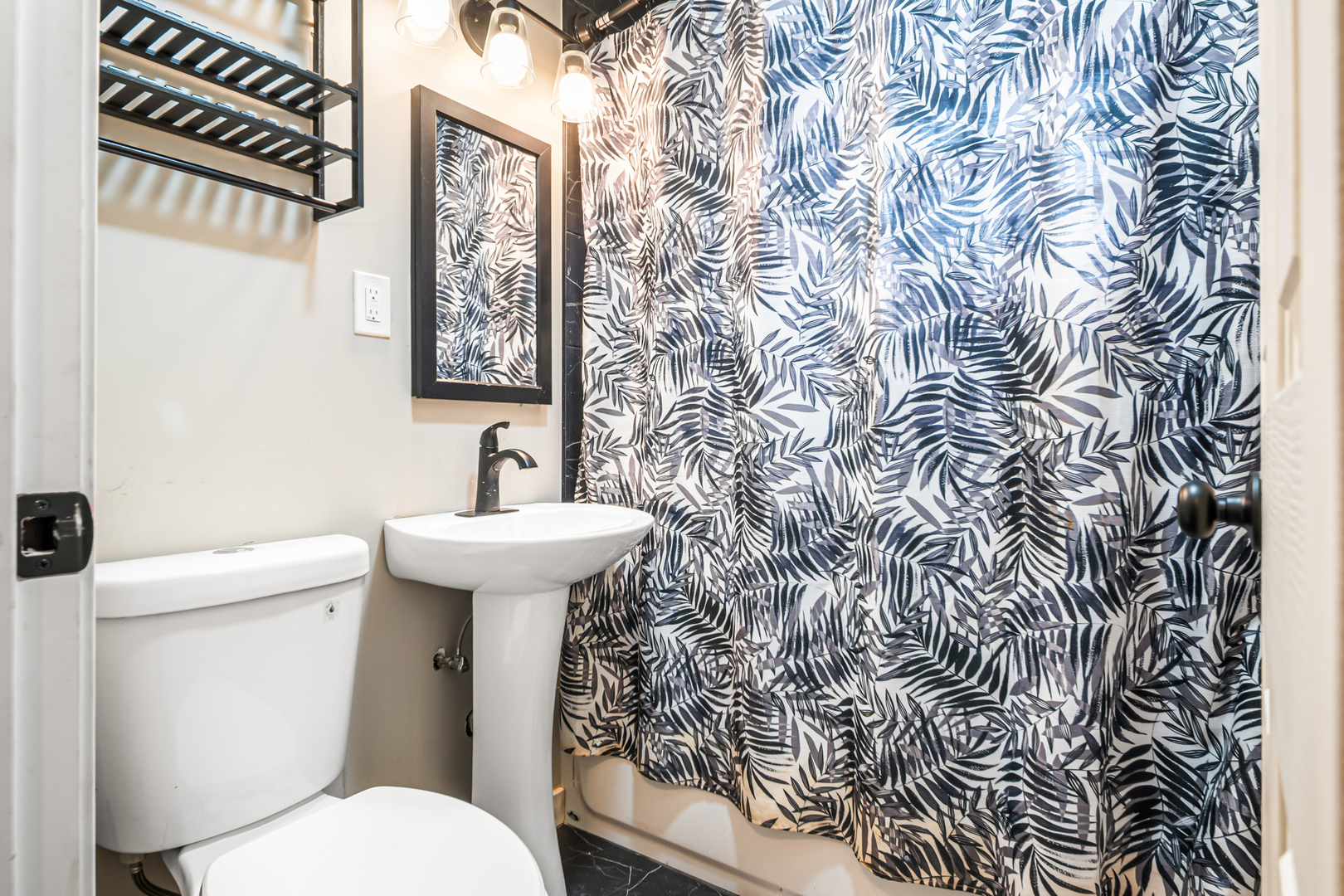 7727 New England Avenue, Burbank, IL 60459