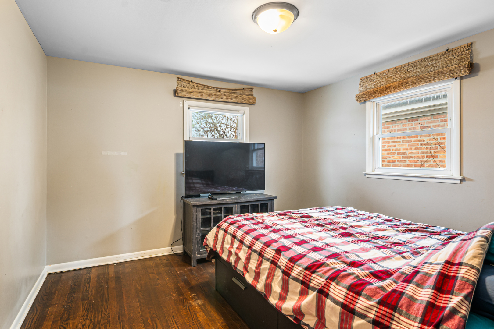 7727 New England Avenue, Burbank, IL 60459