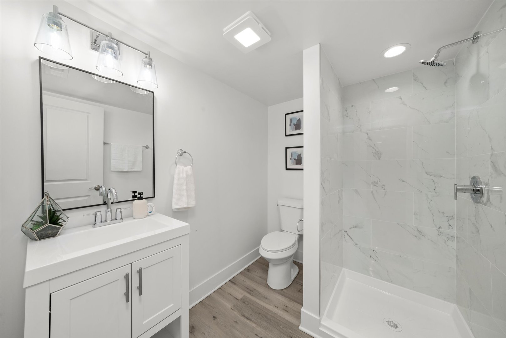 819 E 98th Place, Chicago, IL 60628