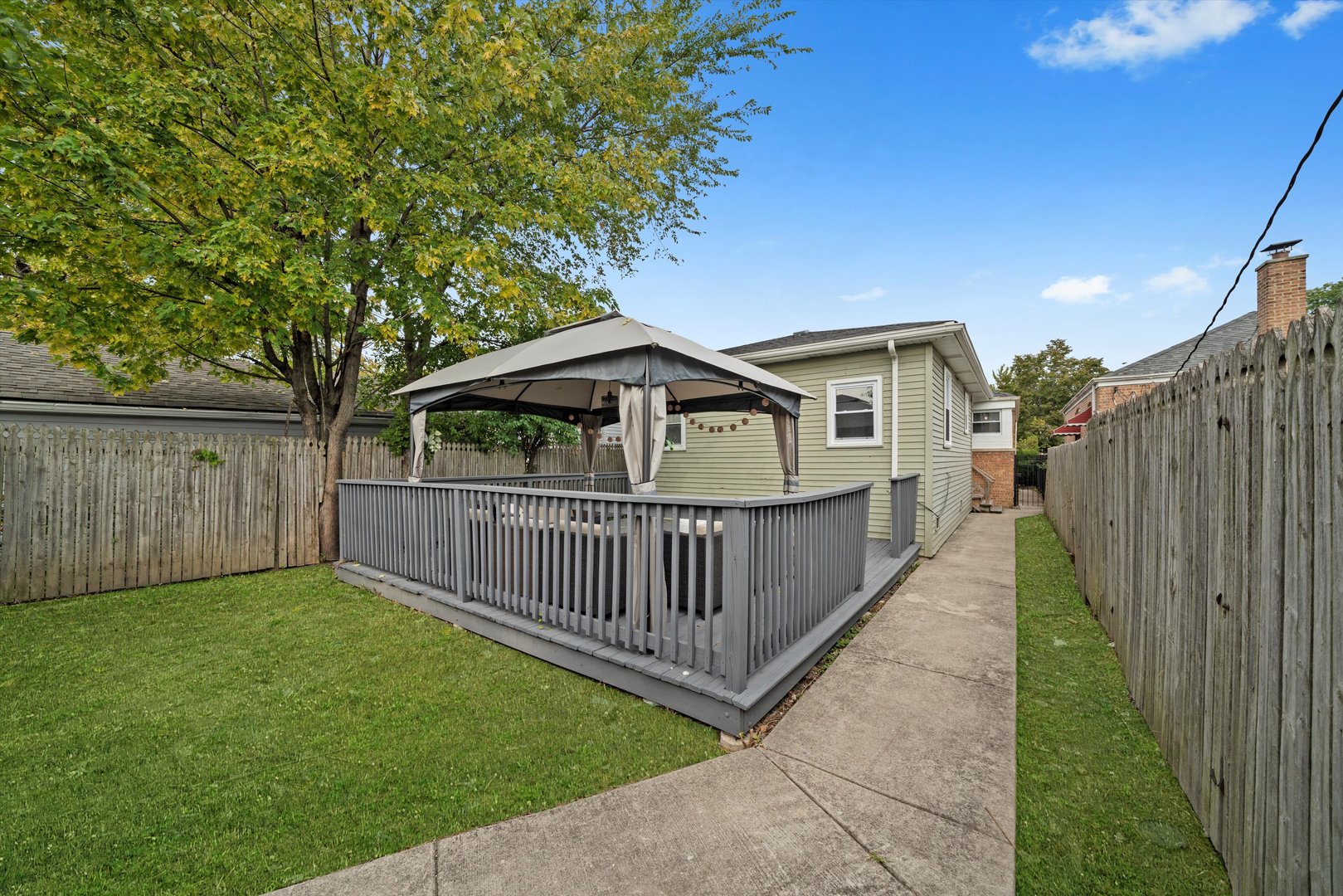 819 E 98th Place, Chicago, IL 60628