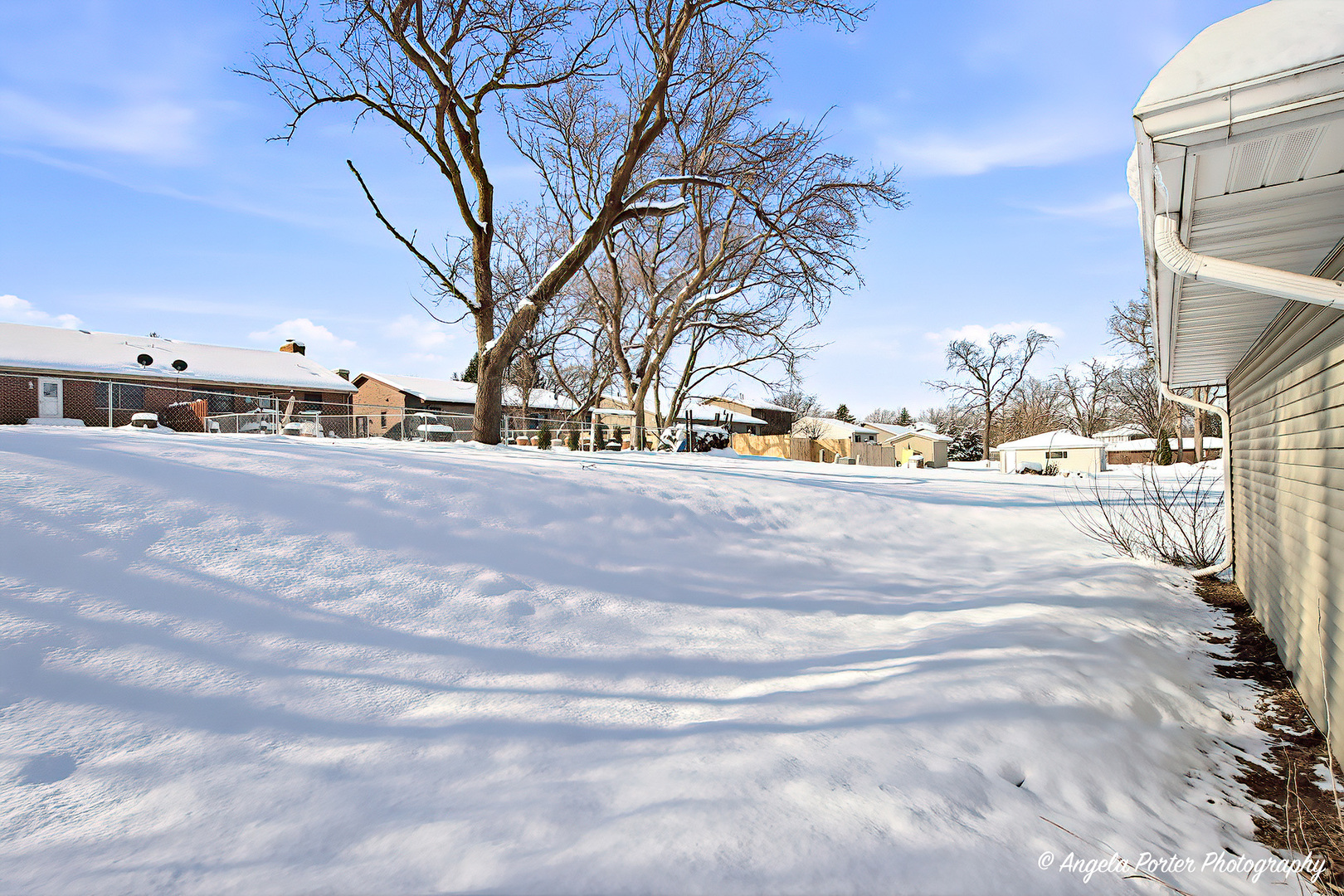 829 Washington Street #1, Woodstock, IL 60098