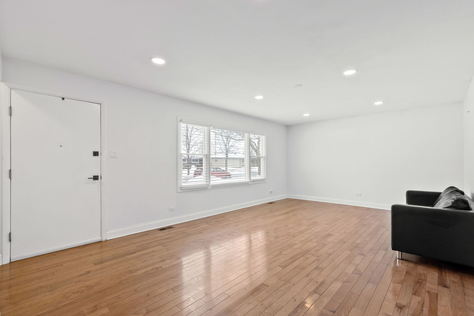 543 Victoria Lane, Wood Dale, IL 60191