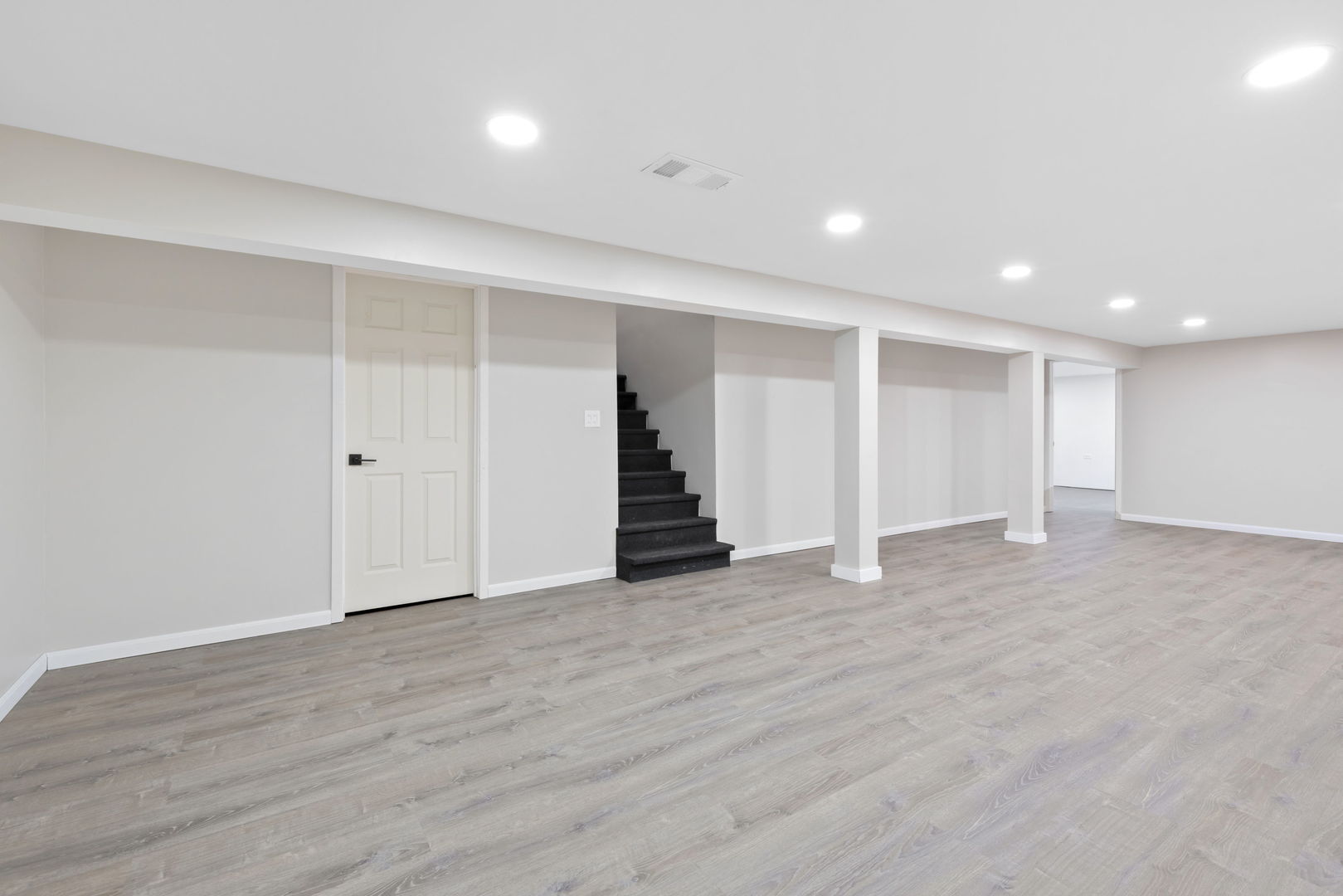 543 Victoria Lane, Wood Dale, IL 60191