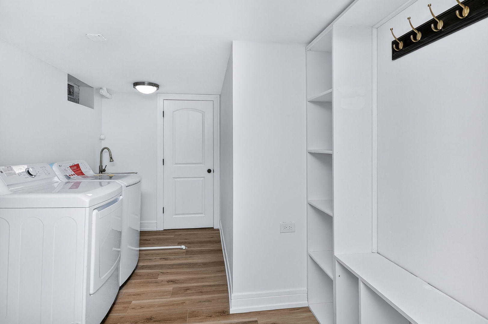 7624 W Ainslie Street, Harwood Heights, IL 60706