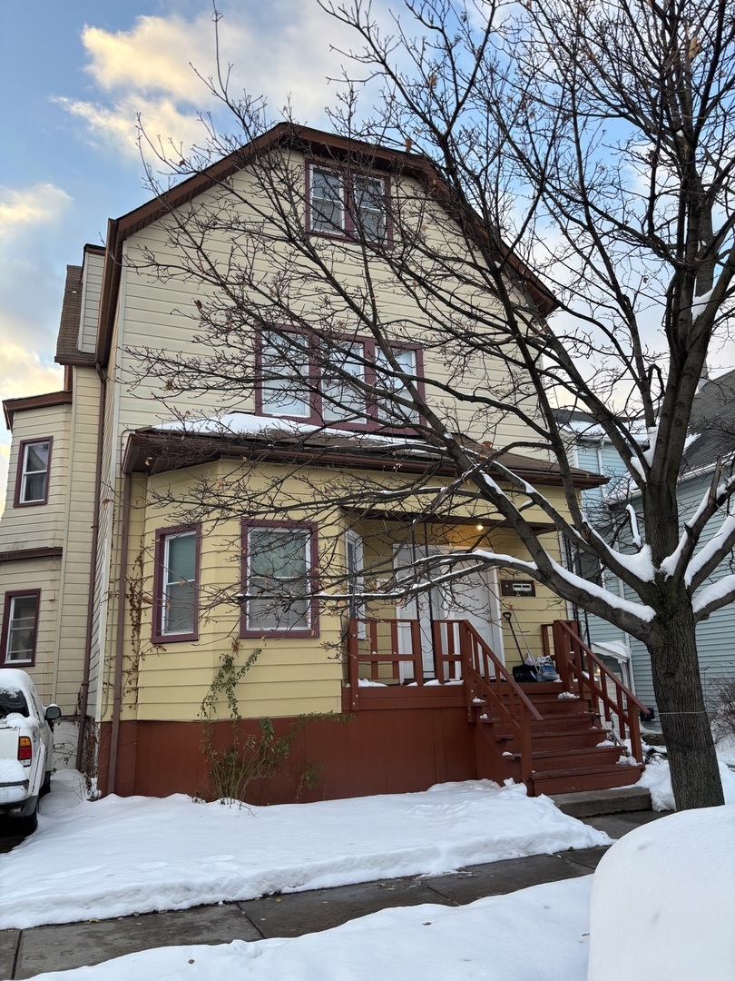 2524 N Central Park Avenue #3, Chicago, IL 60647