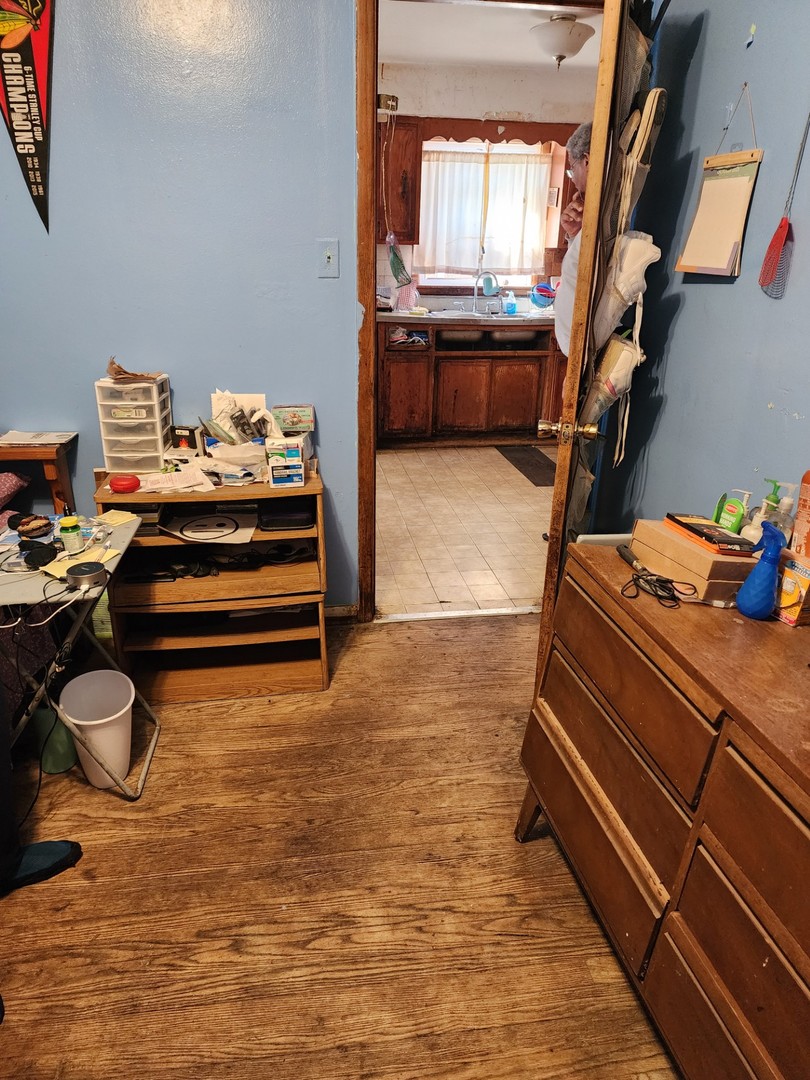 657 E 100th Place, Chicago, IL 60628