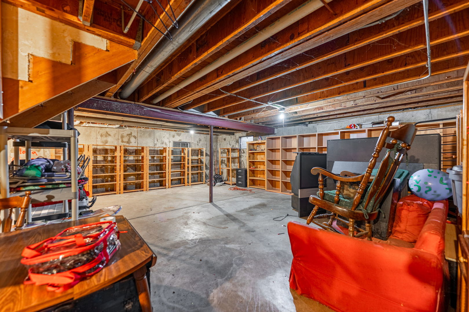 38W725 Cloverfield Drive, St. Charles, IL 60175