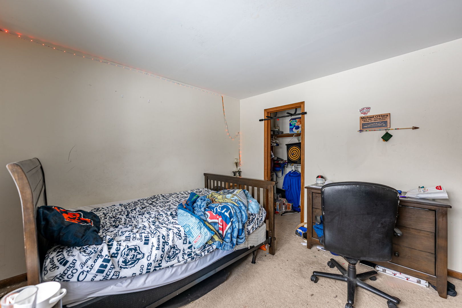 38W725 Cloverfield Drive, St. Charles, IL 60175