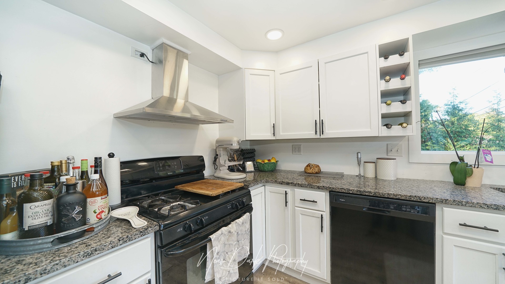 34966 N Forest Avenue, Ingleside, IL 60041