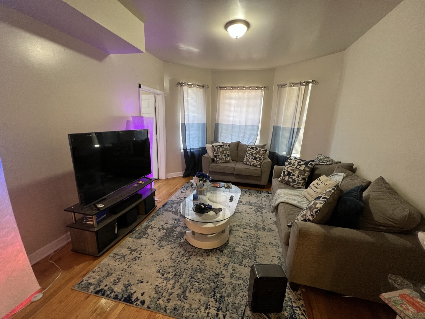 801 S Kedvale Avenue, Chicago, IL 60624