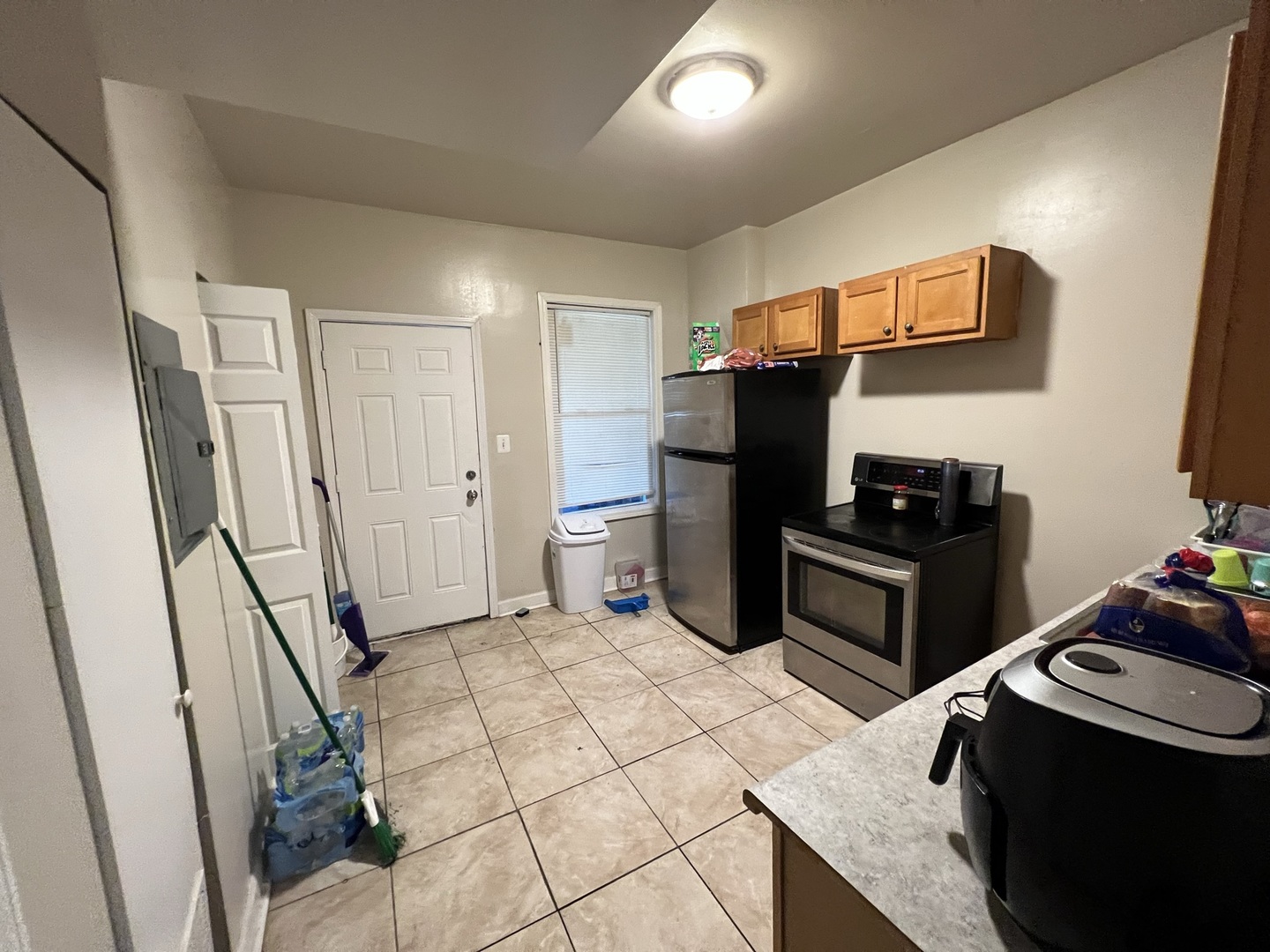 801 S Kedvale Avenue, Chicago, IL 60624